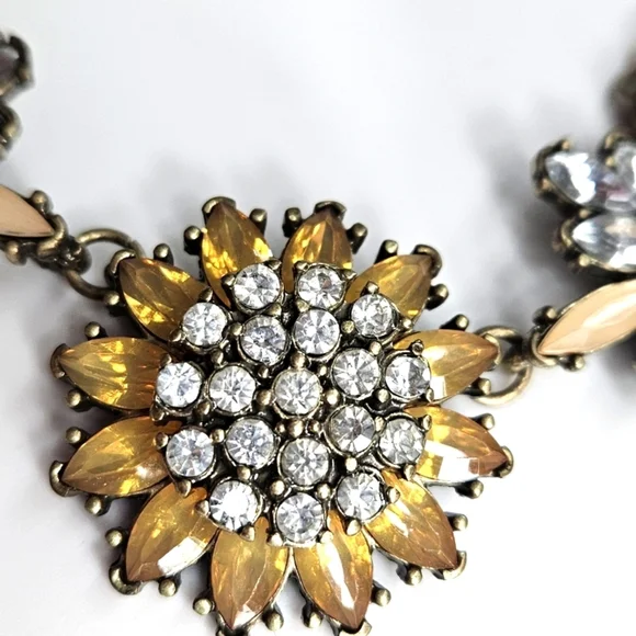 πNew Boho Chic Vintage Glam Floral Crystal Necklaceπ - Picture 4 of 8